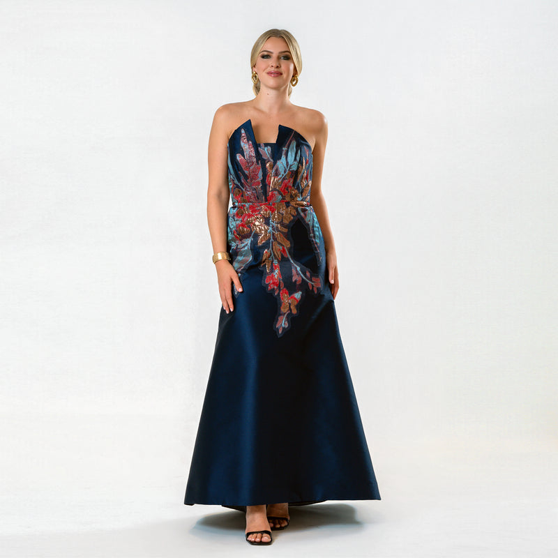 Brocade Aplique Pointed Neckline Strapples Gown