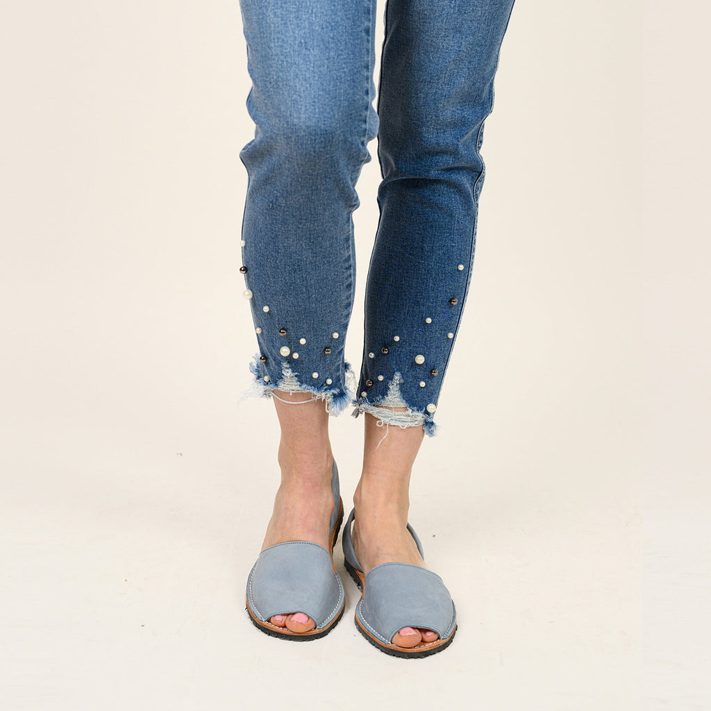 Pearl Beaded Distressed Hem Capris - Ceniajeans